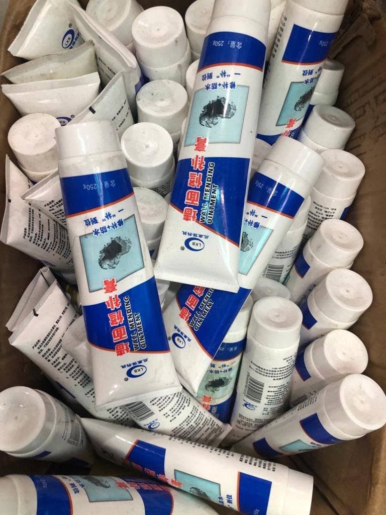 UNIVERSAL WALL MENDING OINTMENT/PASTE SET (Paste+Hose+Spatula) - image 1