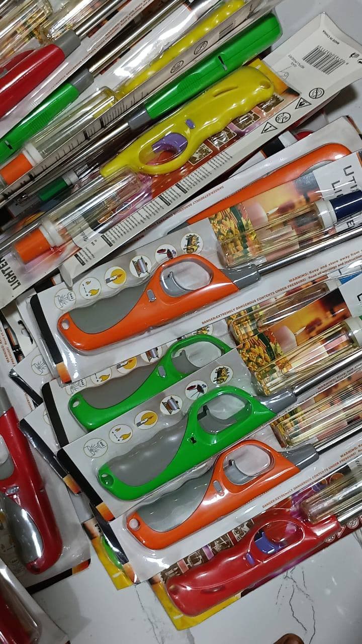 MANUAL GAS LIGHTER WITH REFILL BOTTLE - image 1