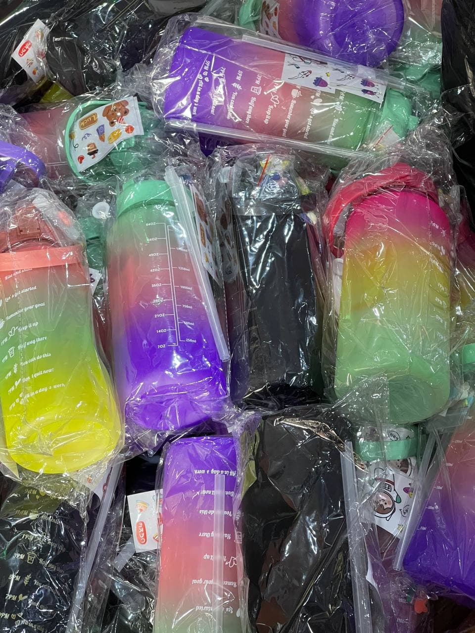 3PCS/SET MOTIVATIONAL TIME MARKER WATERBOTTLE WITH STRAW & STICKERS (Comes in 2000, 900 & 500ml bottles respectively) - image 1